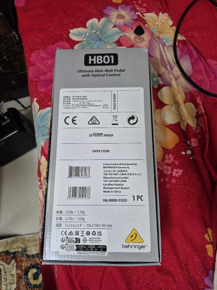 Behringer HB01 Guitar Wah Pedal - 2