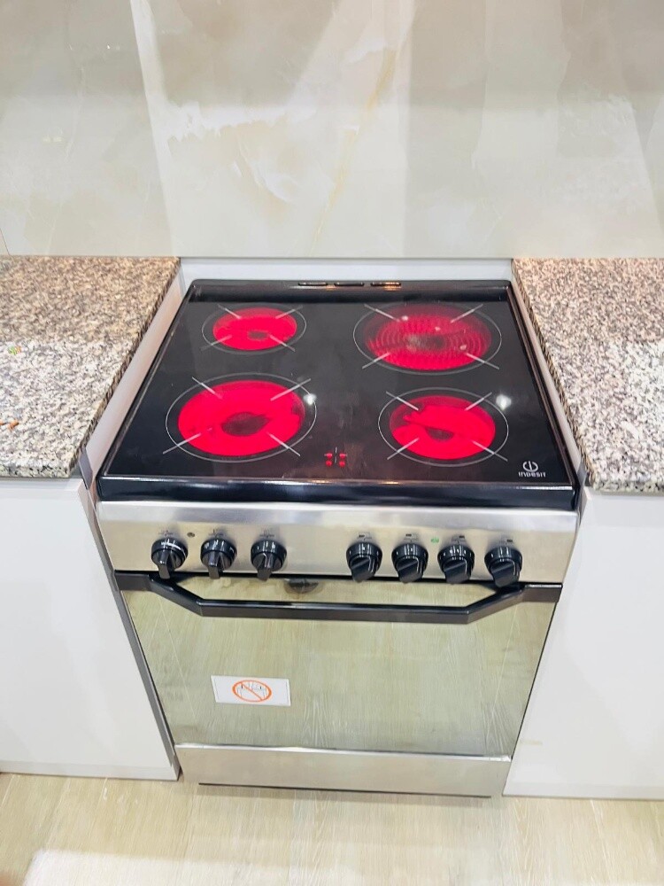 Electric cooker oven for sale - 1