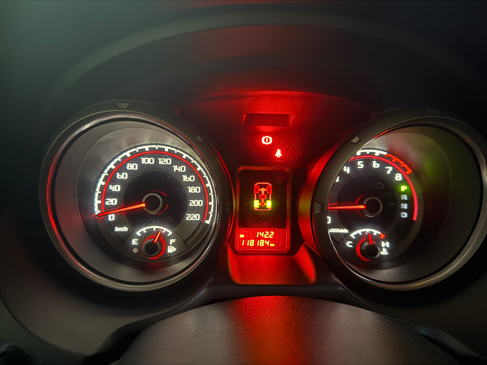 Pajero 2020 Gold edition — photo 12 for sale in Qatar