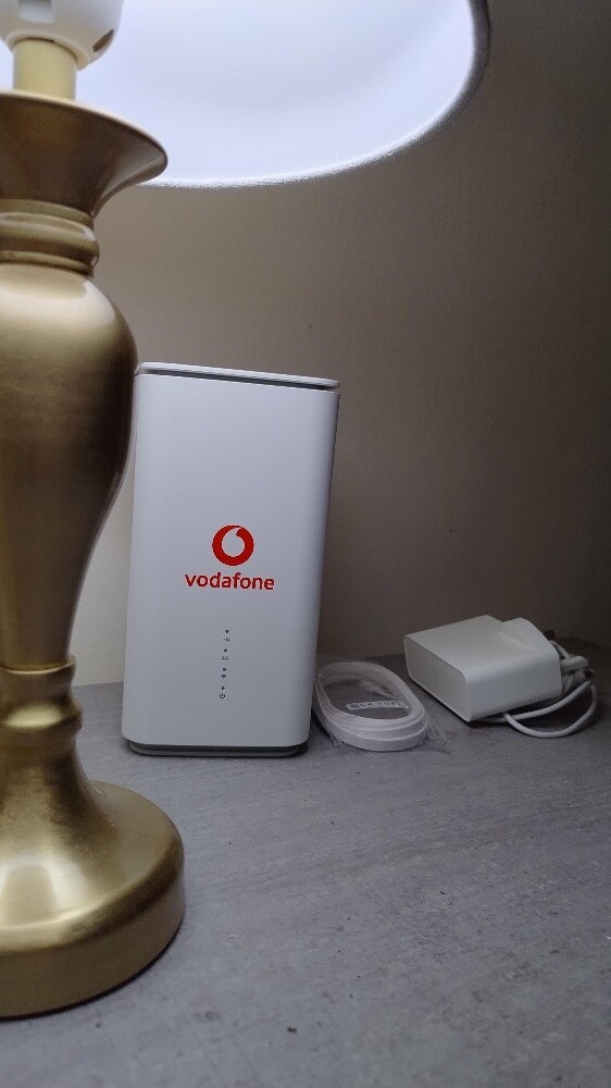 Vodafone OPPO 5G CPE T1a - 3