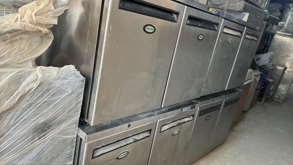 DISPLAY FRIDGE AND CHILLERS - 5