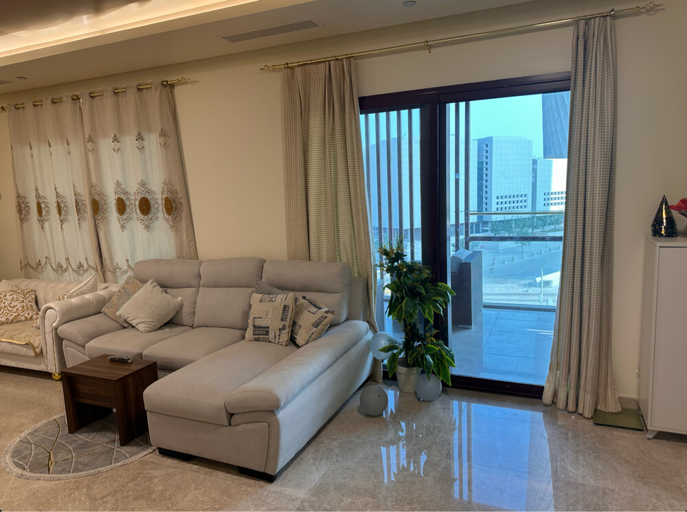 3 Seater Grey L-Shaped Sofa - 3
