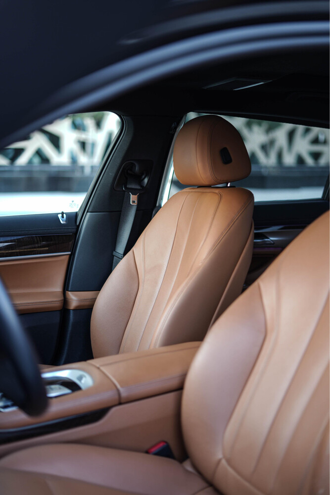BMW 730 li 2019 - 16
