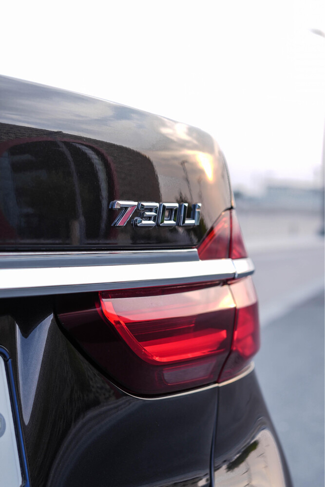 BMW 730 li 2019 - 14