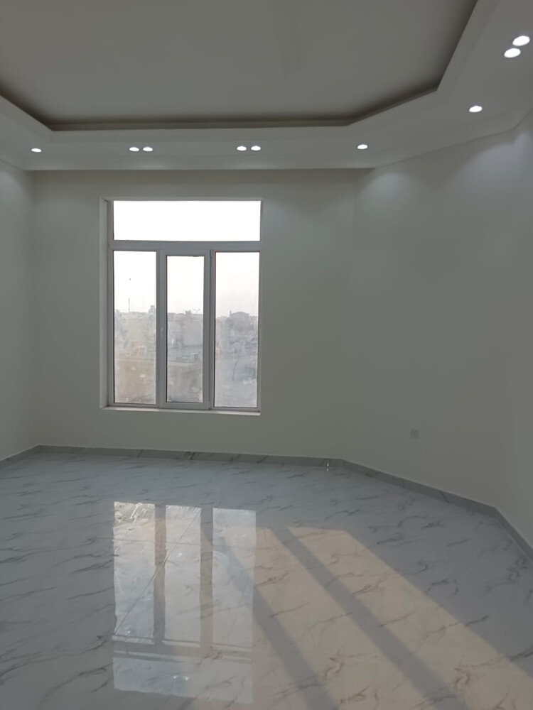 للبيع عمارة ممتازه ف مدينة خليفة - 3