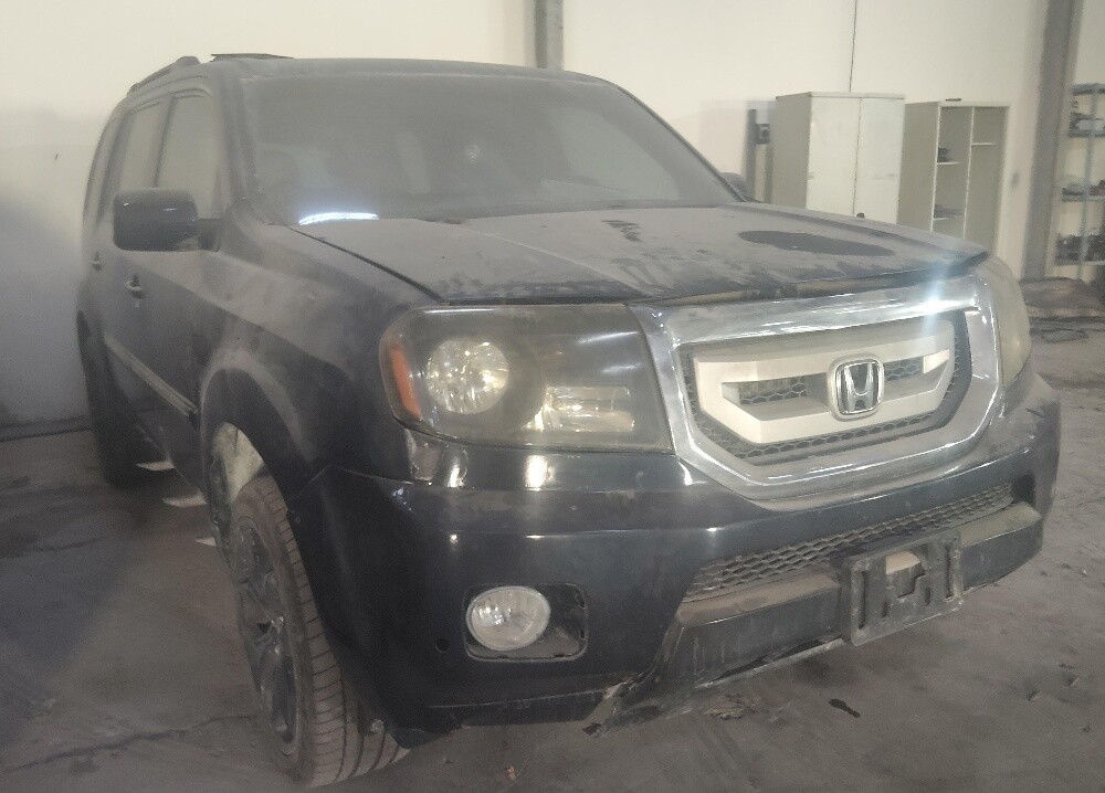 Honda Pilot 2011 Available - 1