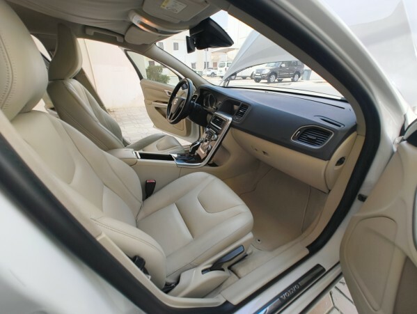 Volvo S60 T4 Sedan - 4