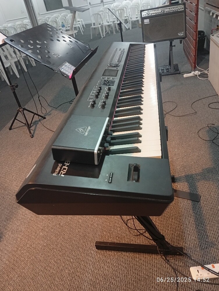 TV repair, piano ,mixture , PCB b - 4