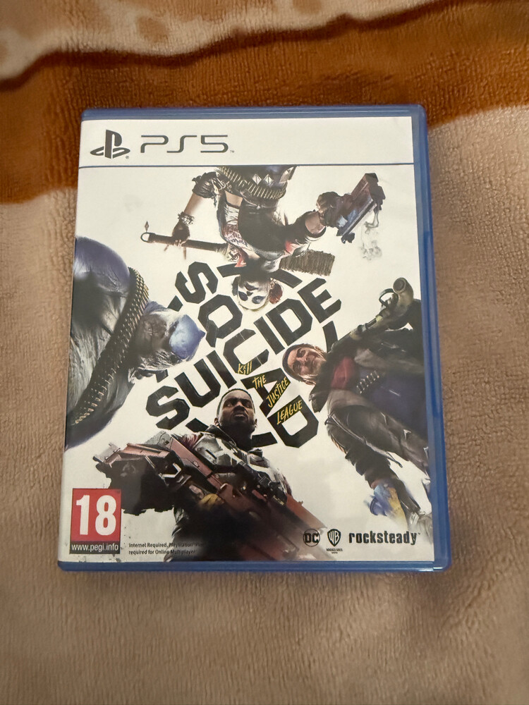 PS5 or PS4 - 2