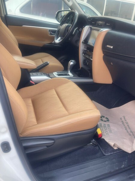 Toyota Fortuner V6 2020 — photo 5 for sale in Qatar