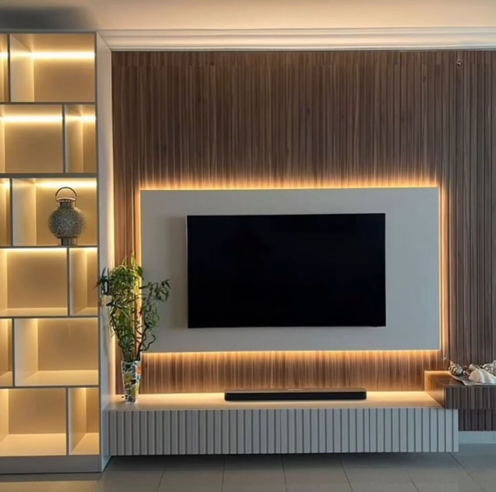 TV decors - 1