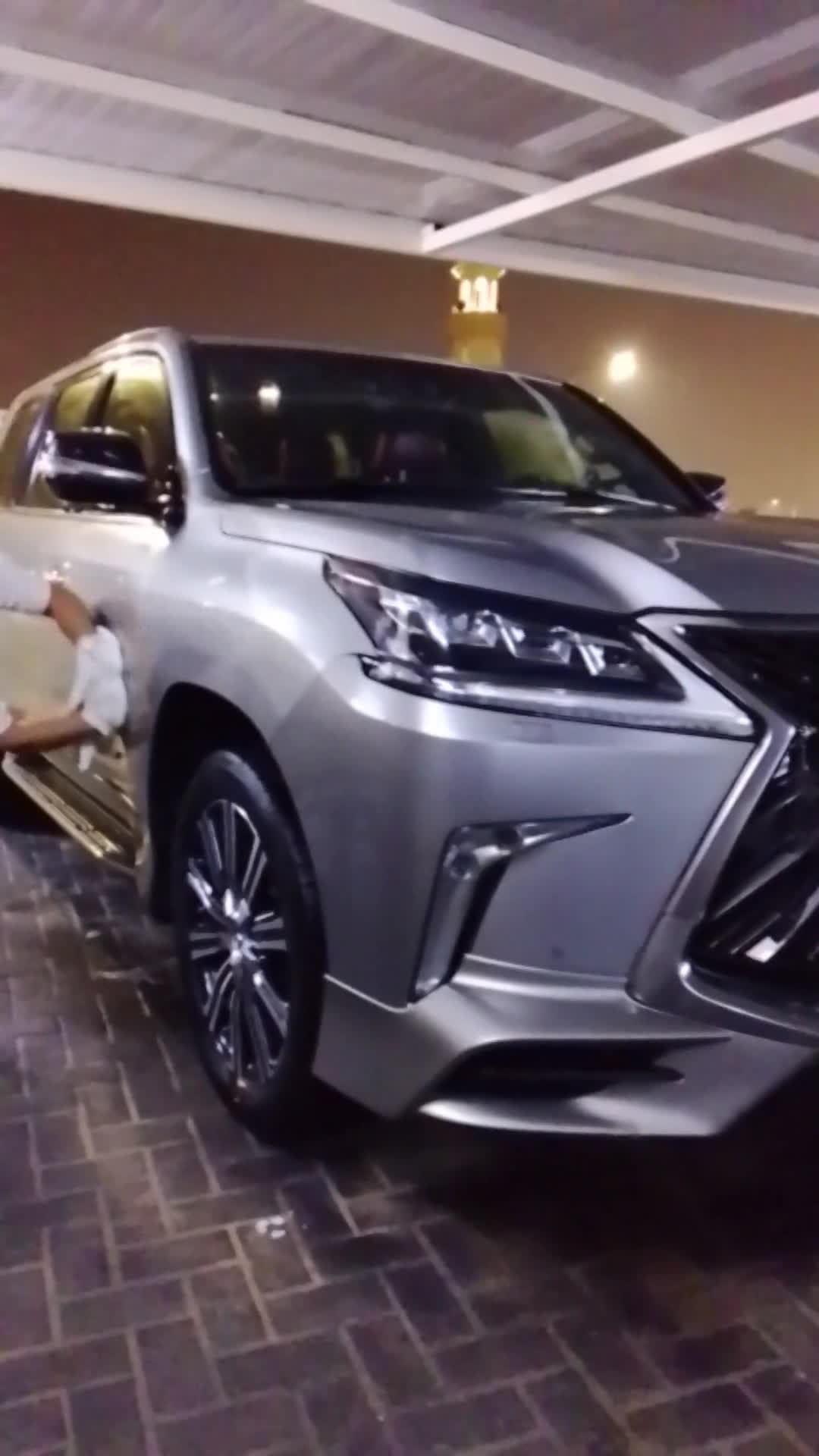 لدينا افضل الخدمات بوليش و تلميع - 1