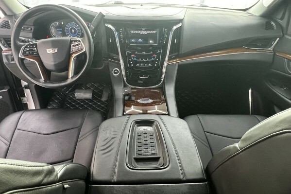 Cadillac 2016 — photo 9 for sale in Qatar