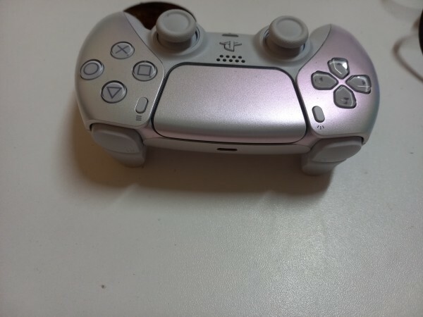 ps5 silver controller - 2