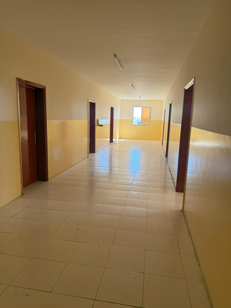 للايجار سكن عماال 10 غرفة - 2