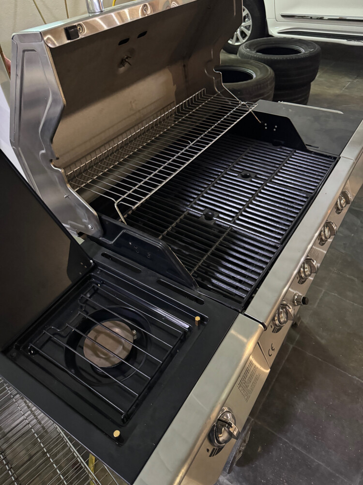 Gas  BBQ - 4