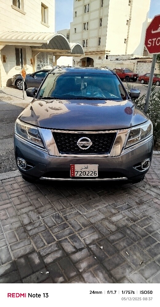nissan Pathfinder platinum - 1