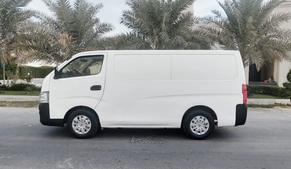 NISSAN URVAN - 3