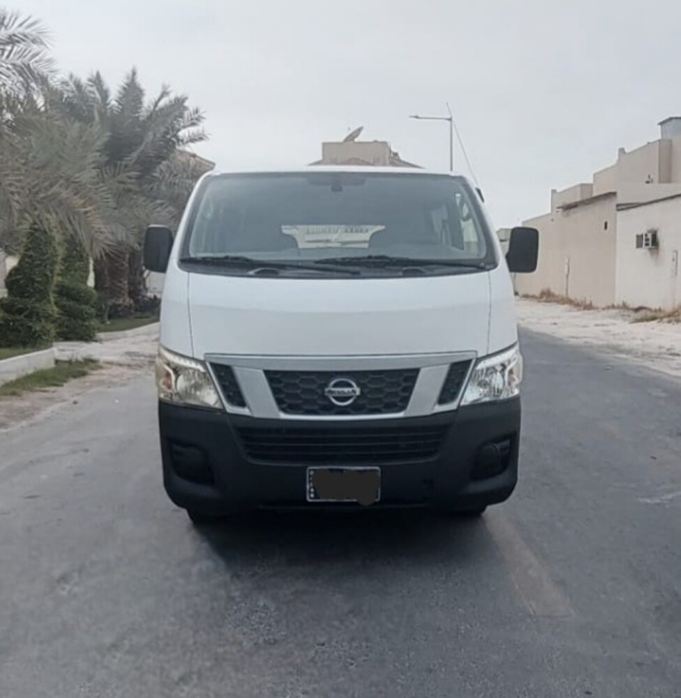 NISSAN URVAN - 7
