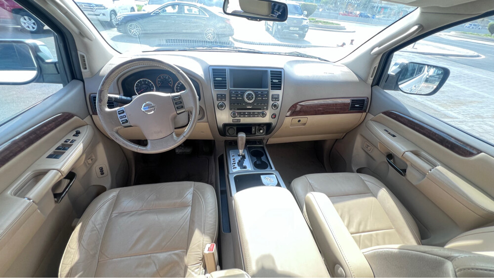 Nissan Armada L.E.2012 — photo 8 for sale in Qatar