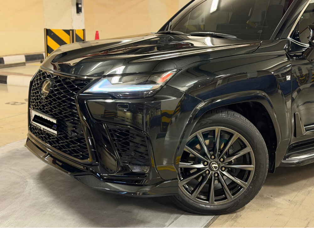 Lexus F-Sport 2025  - 3