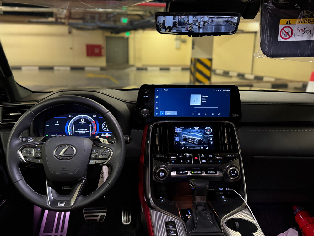 Lexus F-Sport 2025  - 5