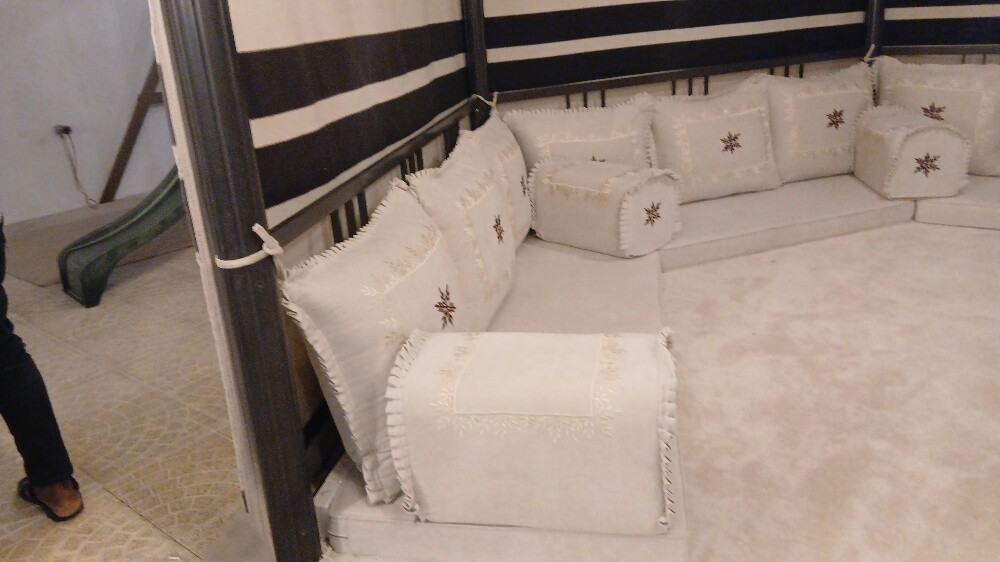 Make and upholster (wallpaper cha - 6