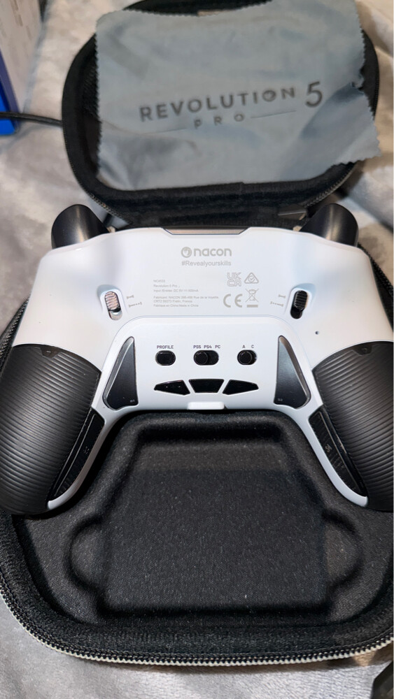 Nacon Pro Revolution 5 - 4