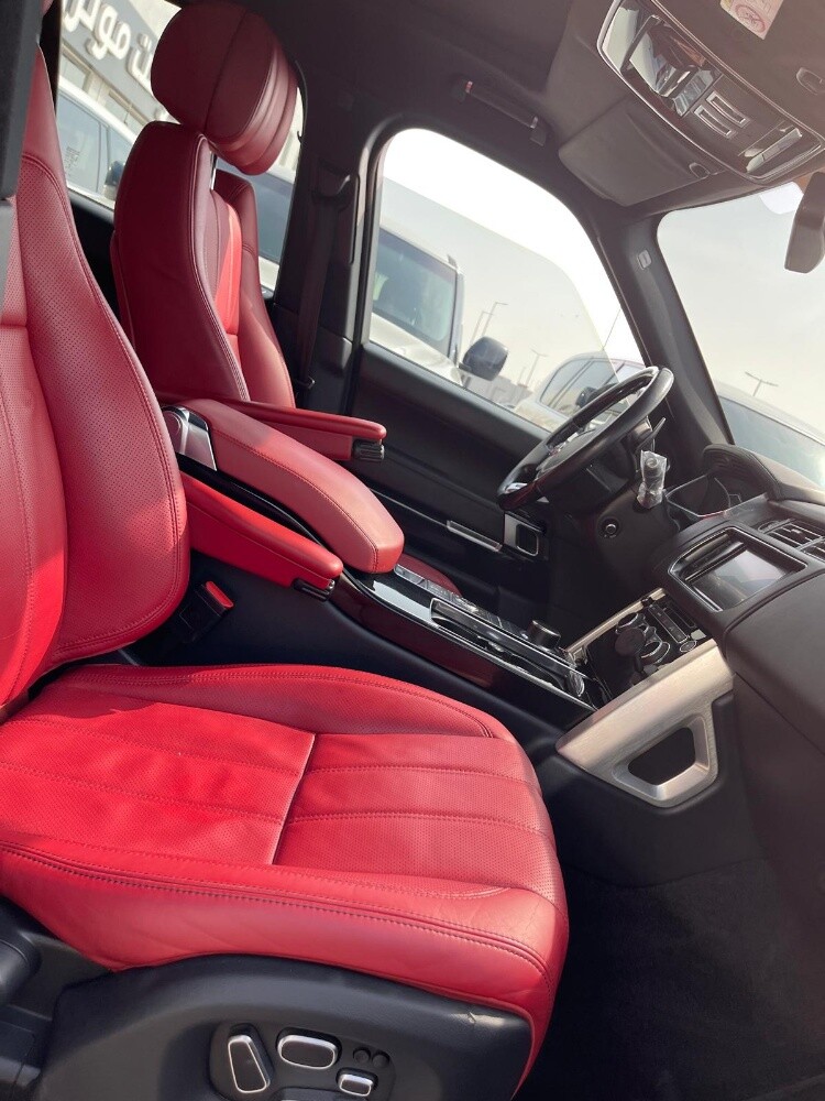 Range Rover Vogue SE Supercharged — photo 29 for sale in Qatar
