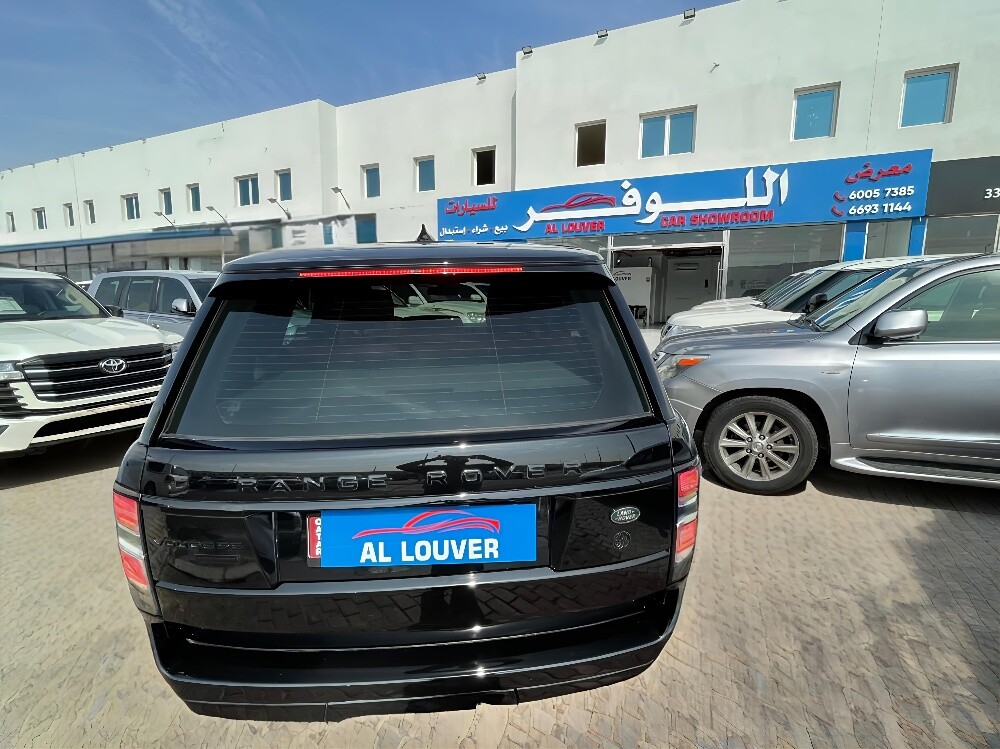 Range Rover Vogue SE Supercharged — photo 5 for sale in Qatar