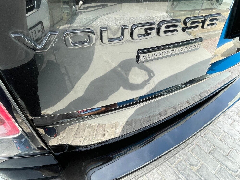 Range Rover Vogue SE Supercharged — photo 13 for sale in Qatar