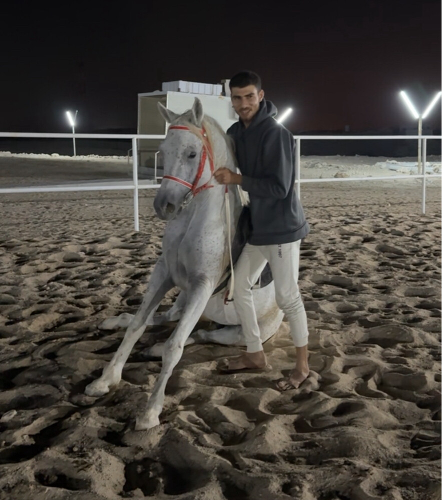 Hourse trainer Jockey Stable - 4