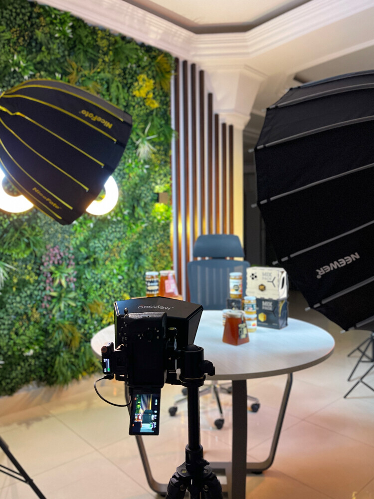 Content Creator & Photographer  - 10