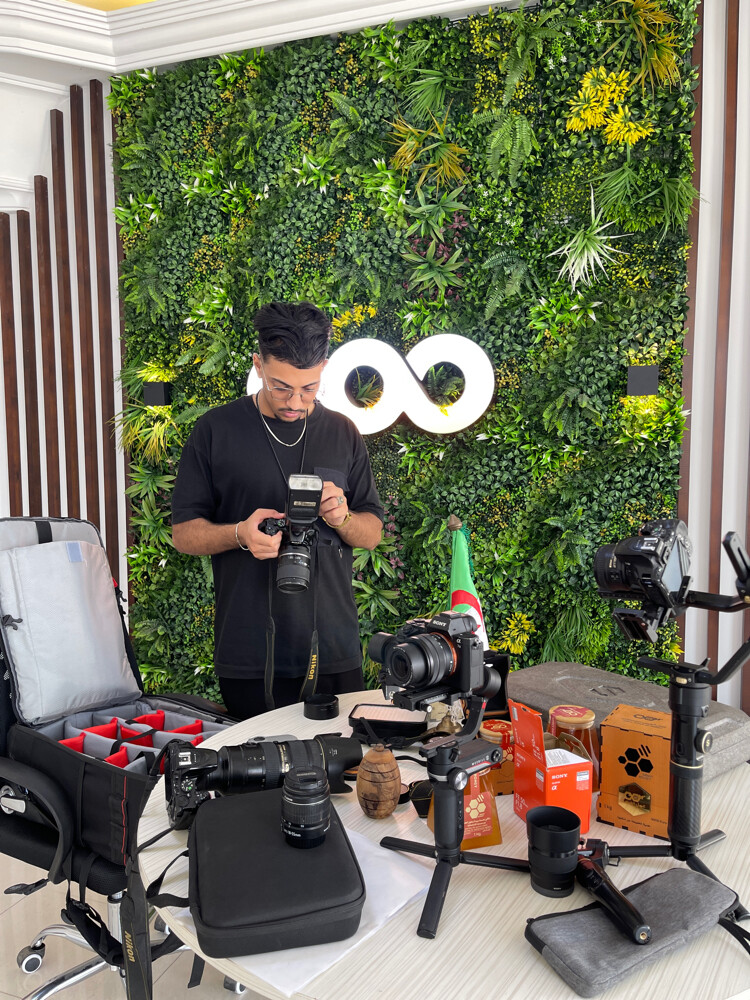Content Creator & Photographer  - 6