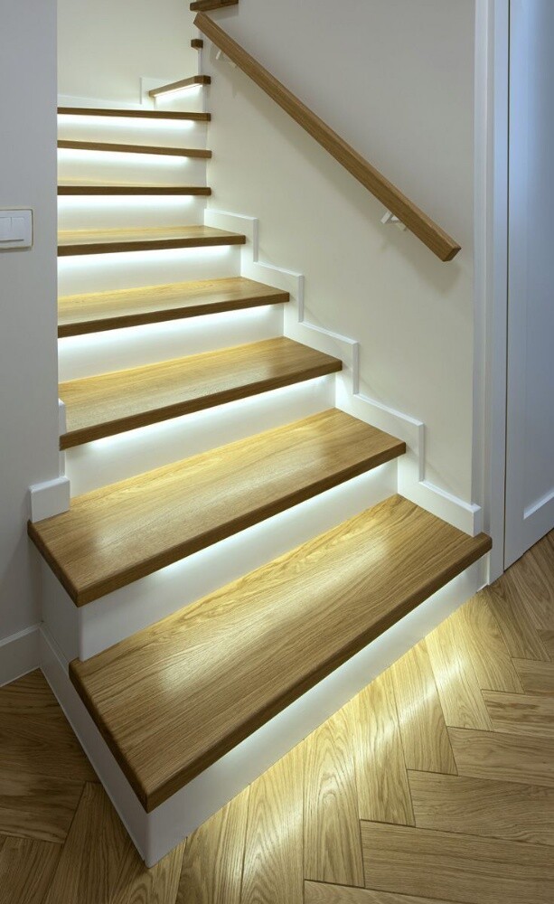 Carpet & Parquet Stairs - 21