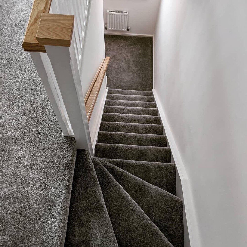 Carpet & Parquet Stairs - 12