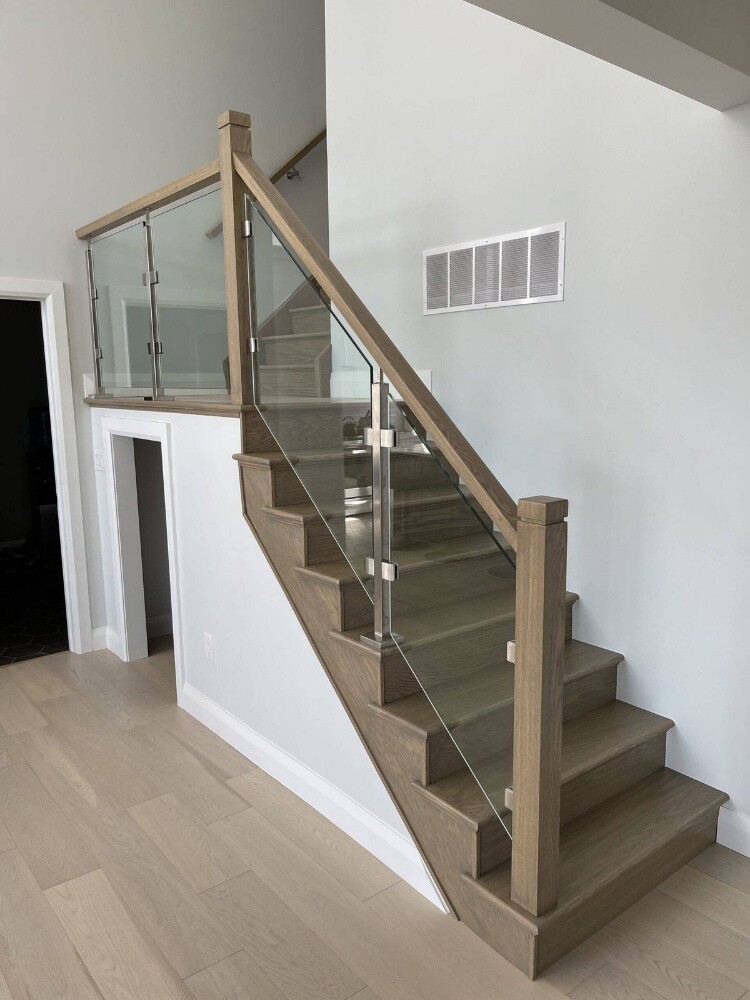 Carpet & Parquet Stairs - 18