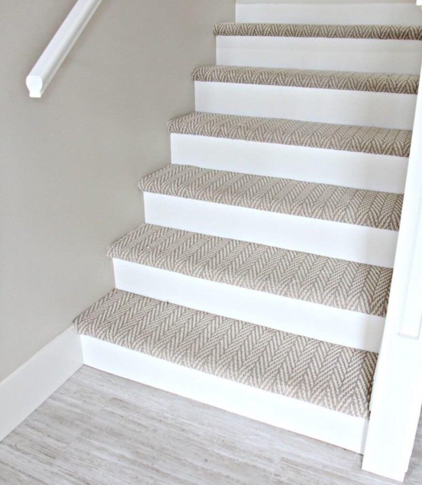 Carpet & Parquet Stairs - 9
