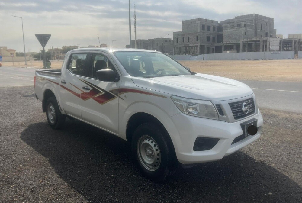 NISSAN NAVARA - 6