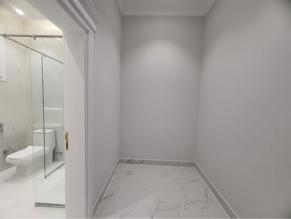 Brand New Luxury Villa Abu Hamour - 16