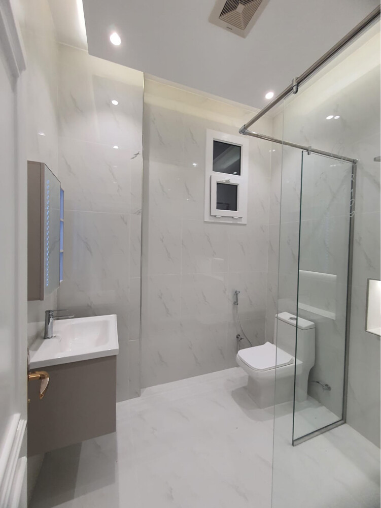 Brand New Luxury Villa Abu Hamour - 15