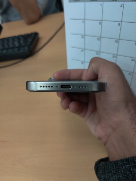 I phone 15 Pro 128 GB - 3