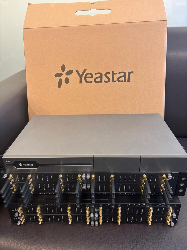 Dinstar GSM And Yeaster P570 - 1