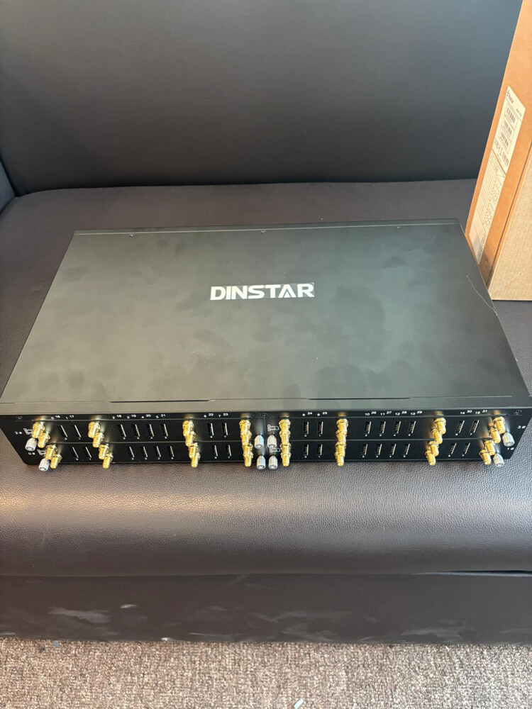Dinstar GSM And Yeaster P570 - 9