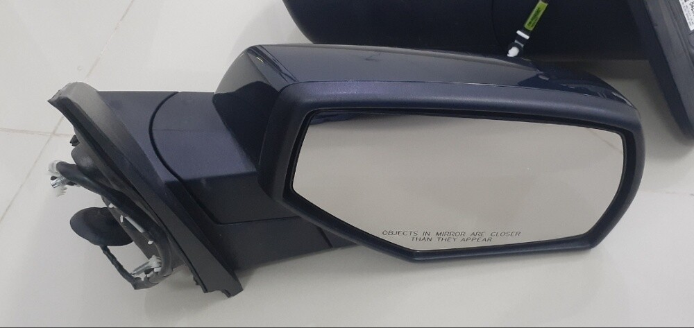GMC CHEVROLET side mirror - 1