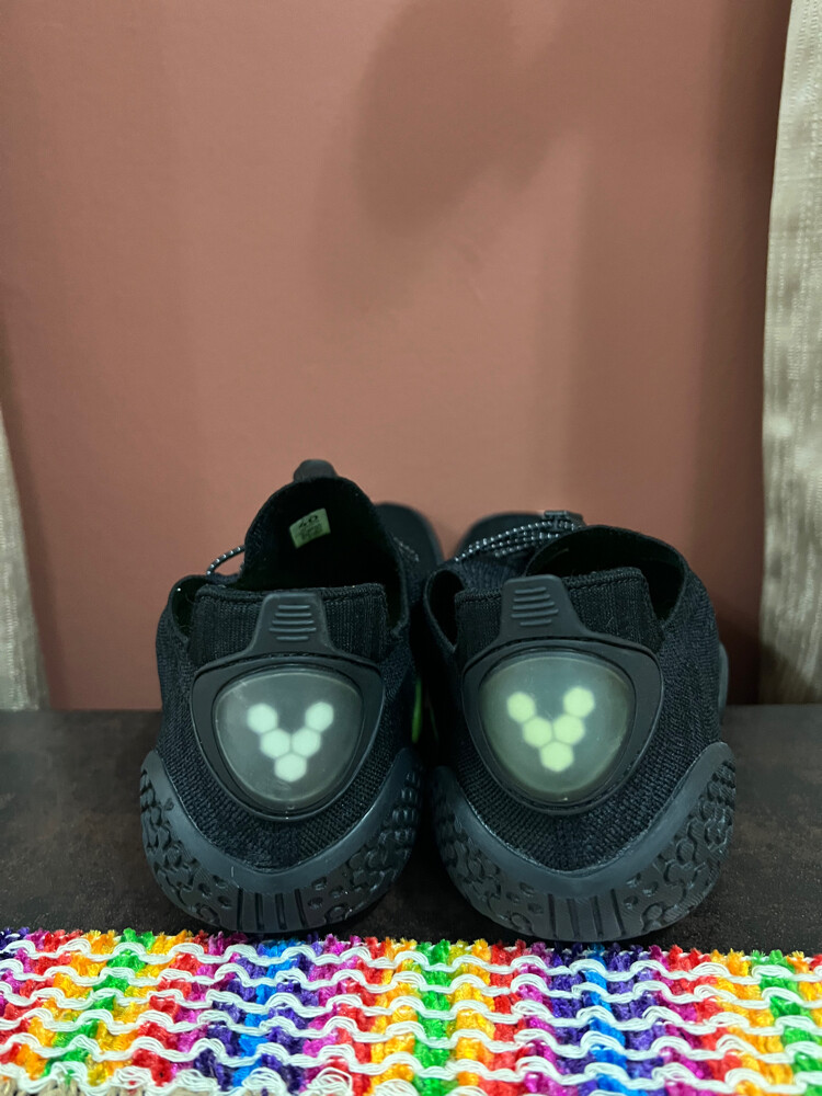 Vivobarefoot  - 6