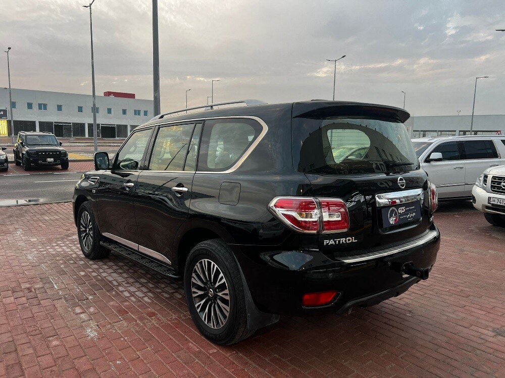 Nissan Patrol platinum 2014 320HP — photo 7 for sale in Qatar
