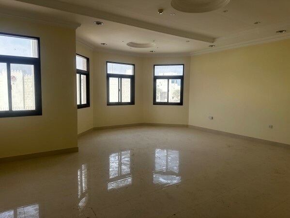 SPACIOUS Service villa 4 RENT - 14