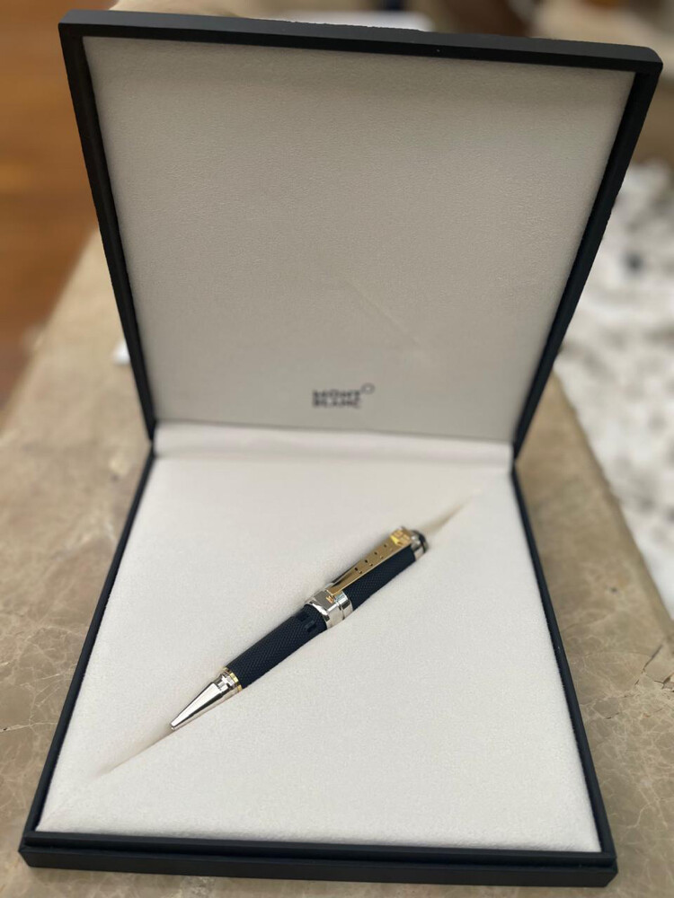 montblanc pen - 2
