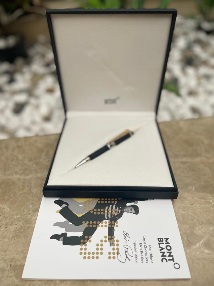 montblanc pen - 3